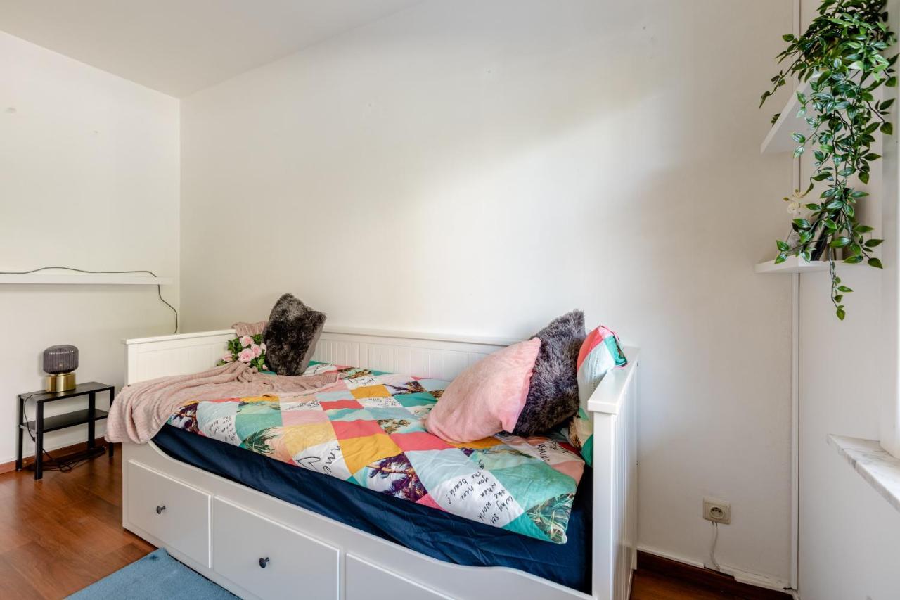 Luxe With Parking&garden In Wilrijk Appartement *