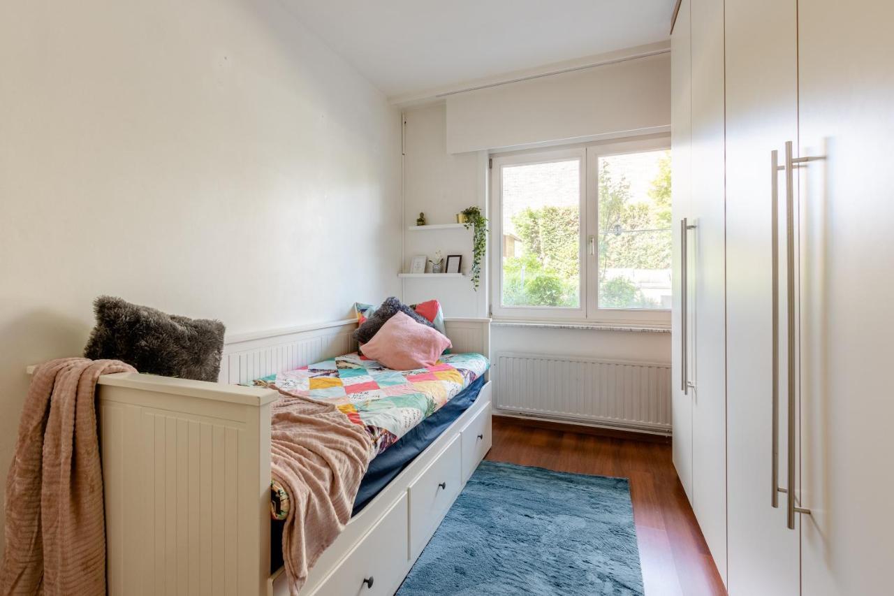 Luxe With Parking&garden In Wilrijk Appartement