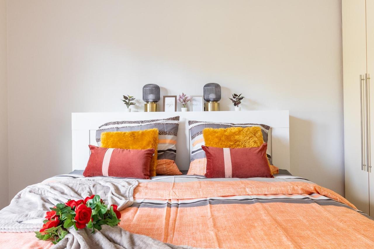 Luxe With Parking&garden In Wilrijk Antwerpen