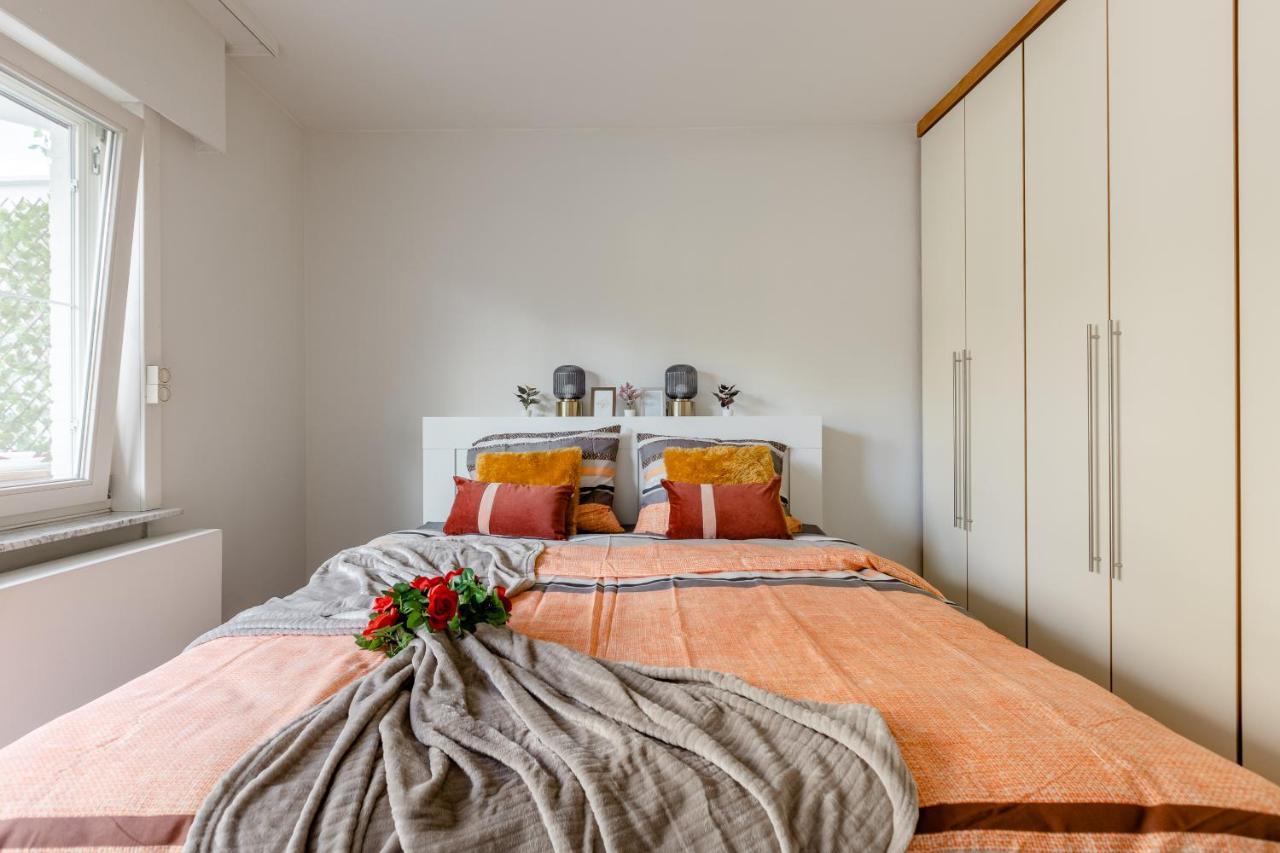 Appartement Luxe With Parking&garden In Wilrijk *